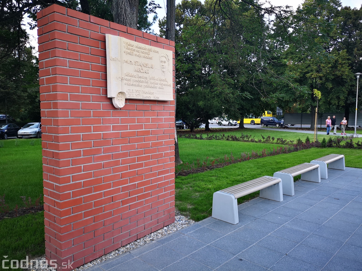 Foto: Park pred úradom práce dokončený