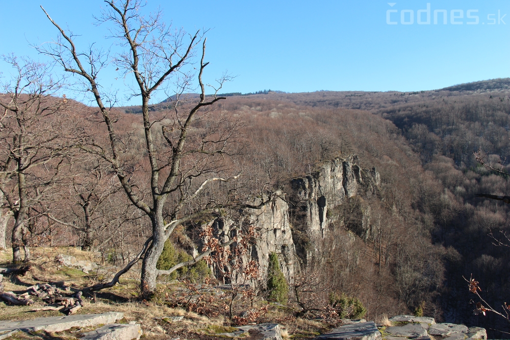 Obce a mestá nesúhlasia s dobývaním andezitu v lezeckej oblasti Hrádok pri Bystričanoch