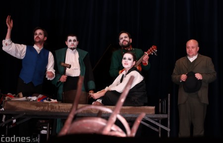 Foto: Josef Švejk - Divadlo Aréna - Frenkieho Vianoce v divadle 2019 - divadelný festival Myjava 13