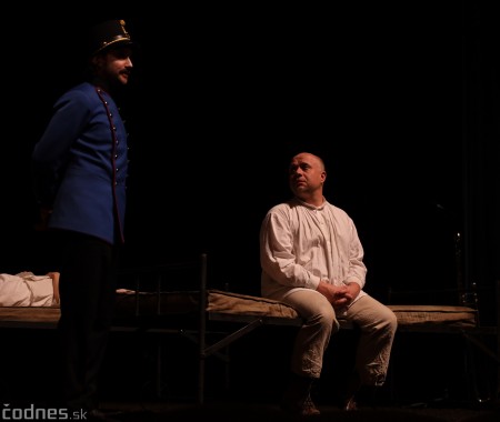Foto: Josef Švejk - Divadlo Aréna - Frenkieho Vianoce v divadle 2019 - divadelný festival Myjava 39