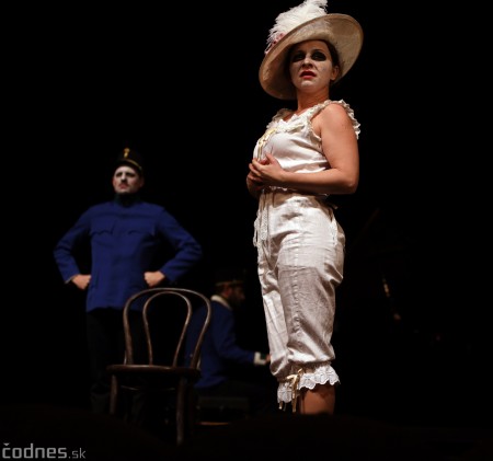 Foto: Josef Švejk - Divadlo Aréna - Frenkieho Vianoce v divadle 2019 - divadelný festival Myjava 64