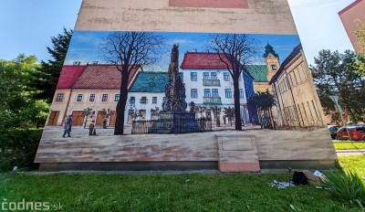 Foto: Maľba z histórie mesta Prievidza od známeho umelca Ivana Jakušovského na sídlisku Zapotôčky v Prievidzi je hotová