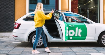 Digitálna taxislužba Bolt už aj v Prievidzi: Prvé jazdy s päťdesiatpercentnou zľavou