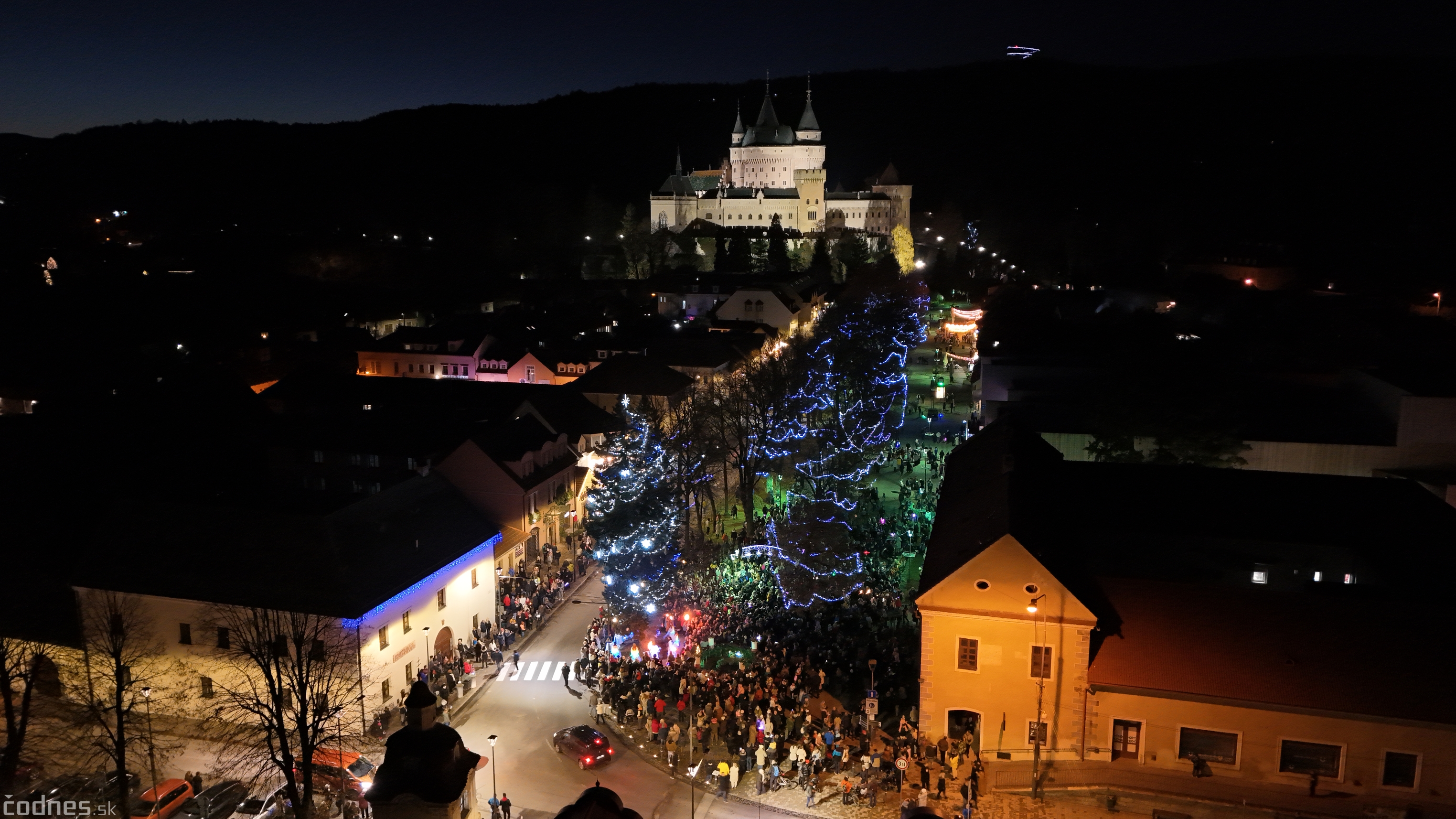 Príchod nového roka oslávia mestá na hornej Nitre na námestiach